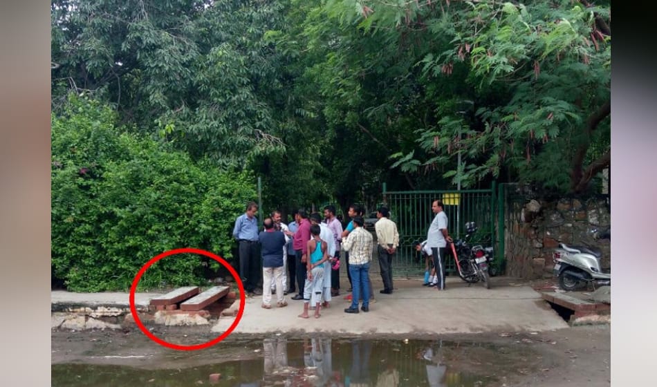 aggarwal sweets owner dies of falling in manhole 