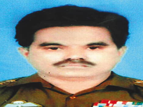 Captain Ravindra killed five Pak soldiers after being injured