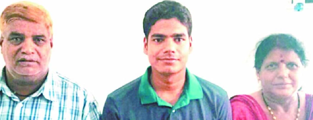  Harish of Gangolite became Maharashtra's top MBBS in MBBS