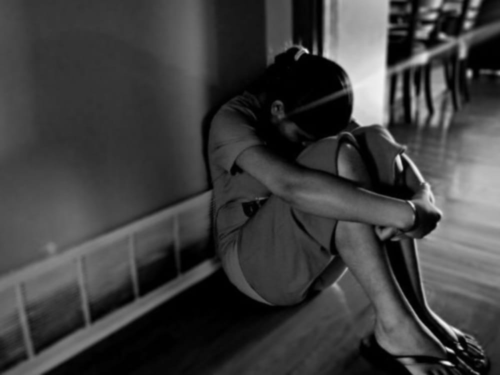 telugu actress filed complaint  against director and actor for attempt to rape in the car