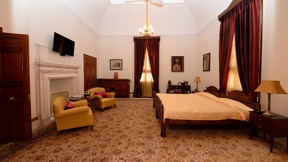 These are the inside pictures of President house