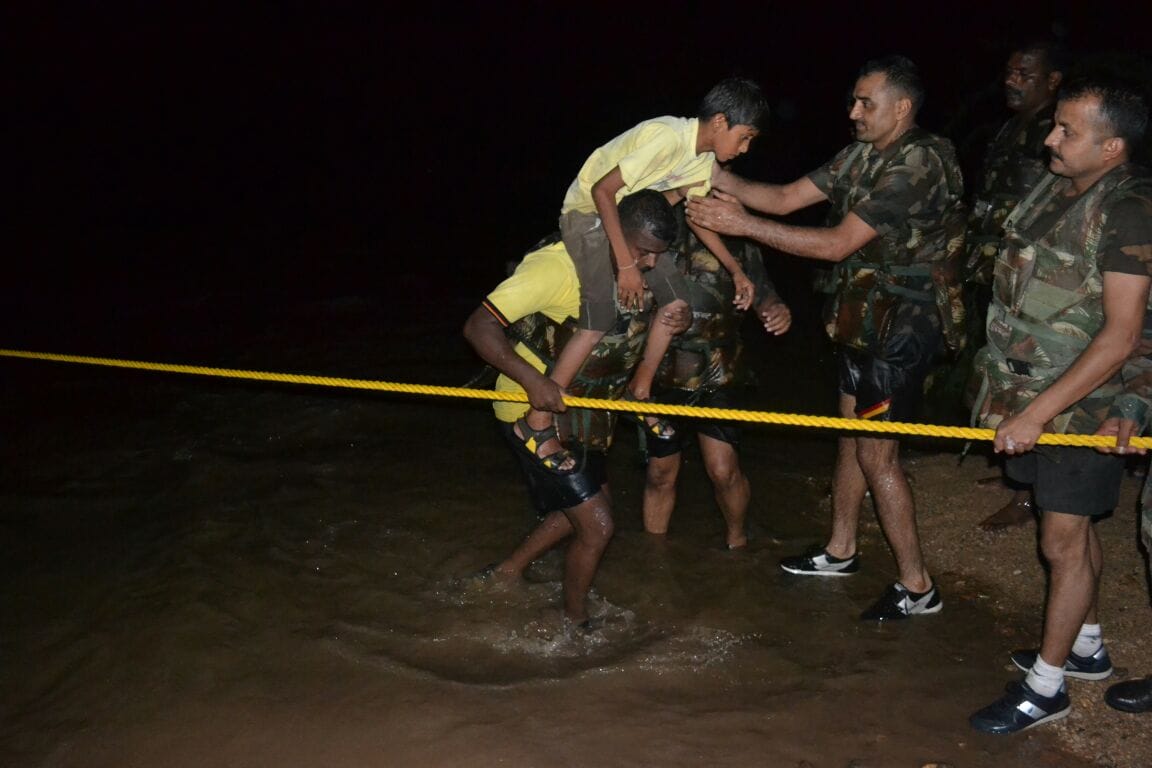 Army doing rescue in flood affected areas in rajasthan