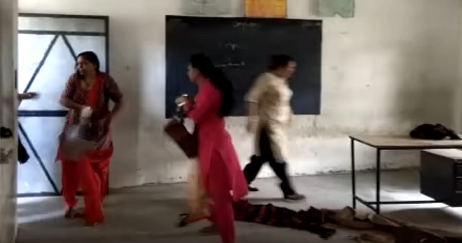derabassi lady principal beat up Teacher in school time