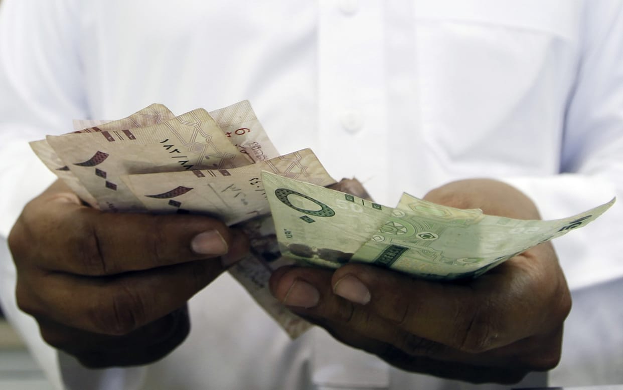 Holland business busted, 40 thousand Saudi Riyal recovered
