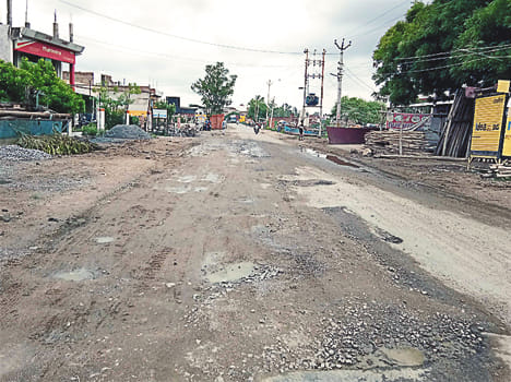 Pits of roads opened in the first rain