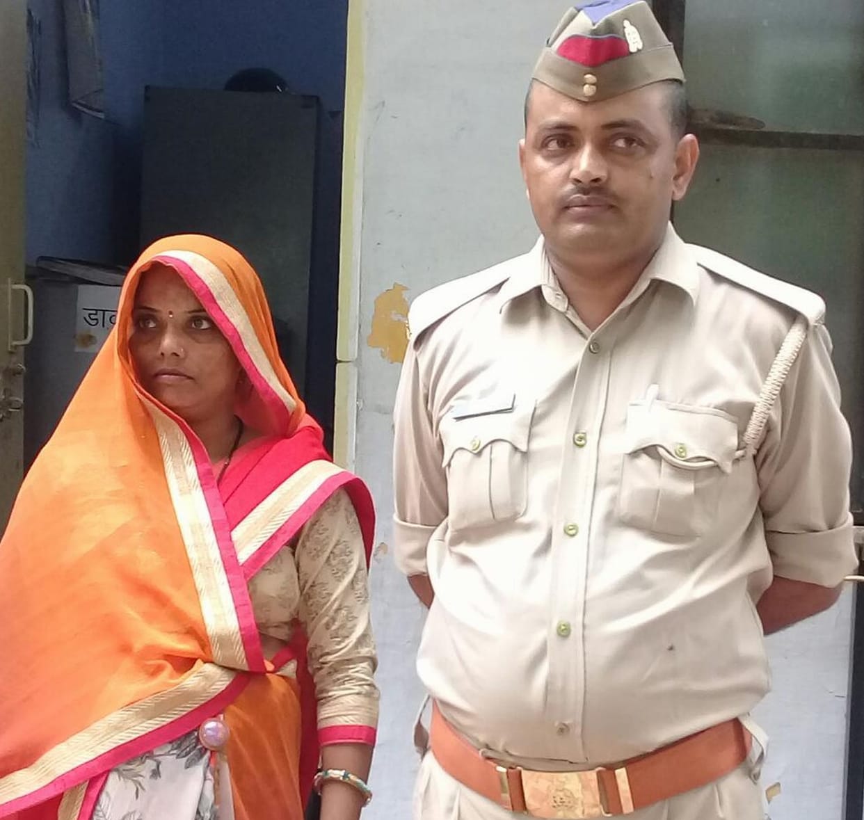 Sipohi beaten up by Inspector