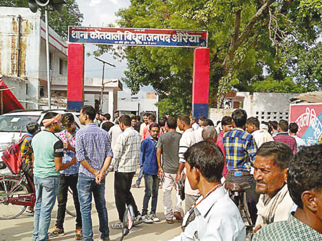 Firing on rumors of kidnapping