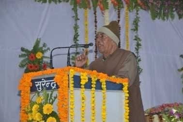poet of etah atma prakash shukla died in kanpur