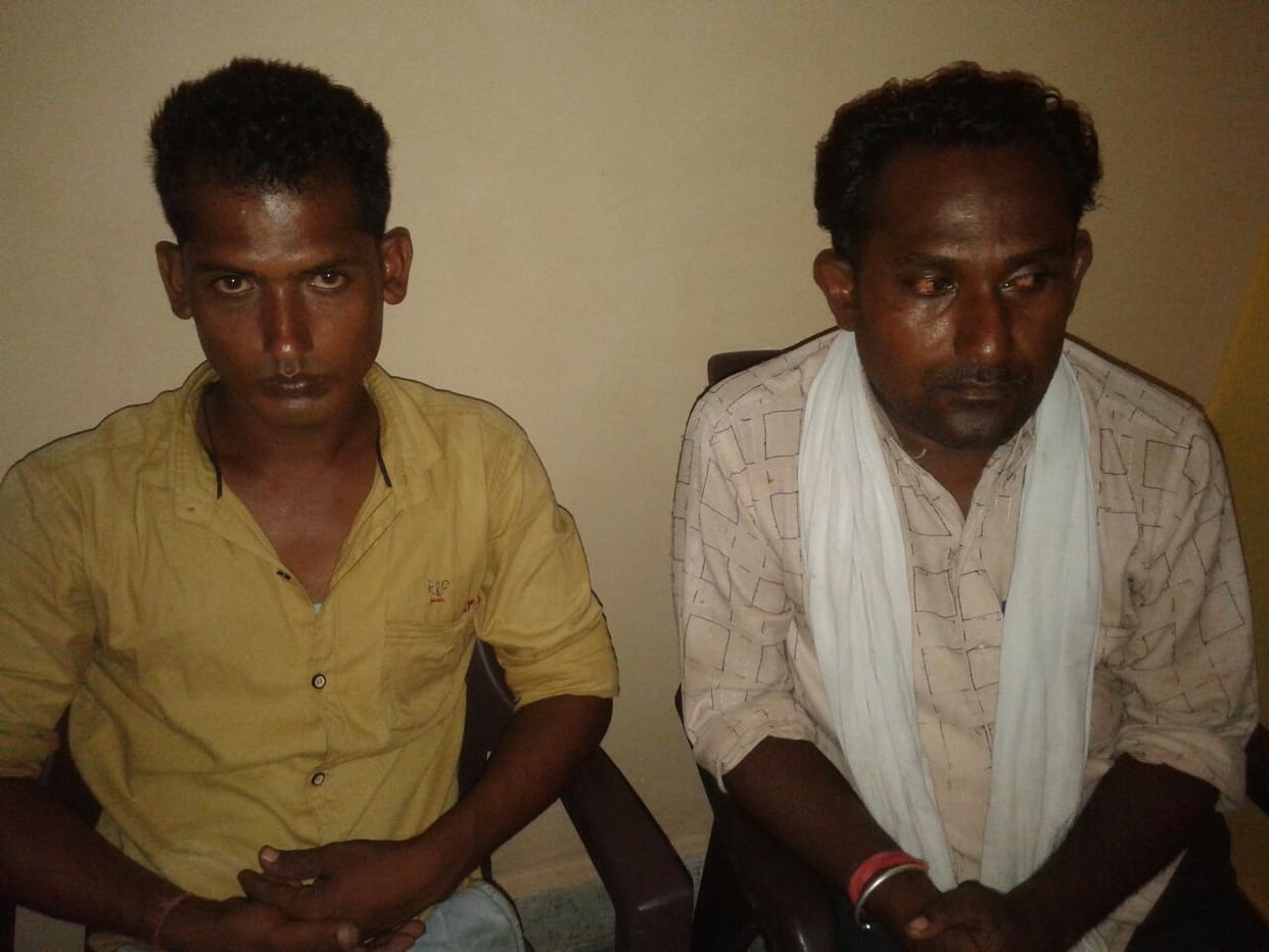 Two helplers of electric department arrested for taking bribe