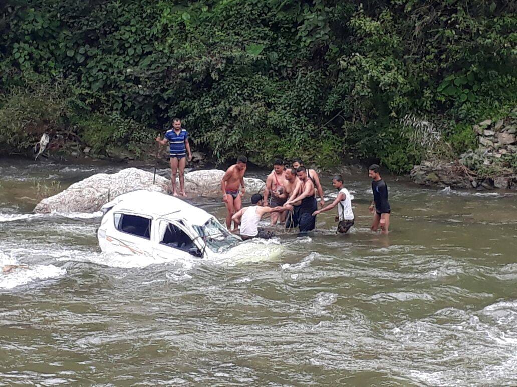 car fell into river, two dead