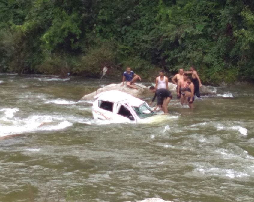 two dies during car fall in ramganga river gairsain