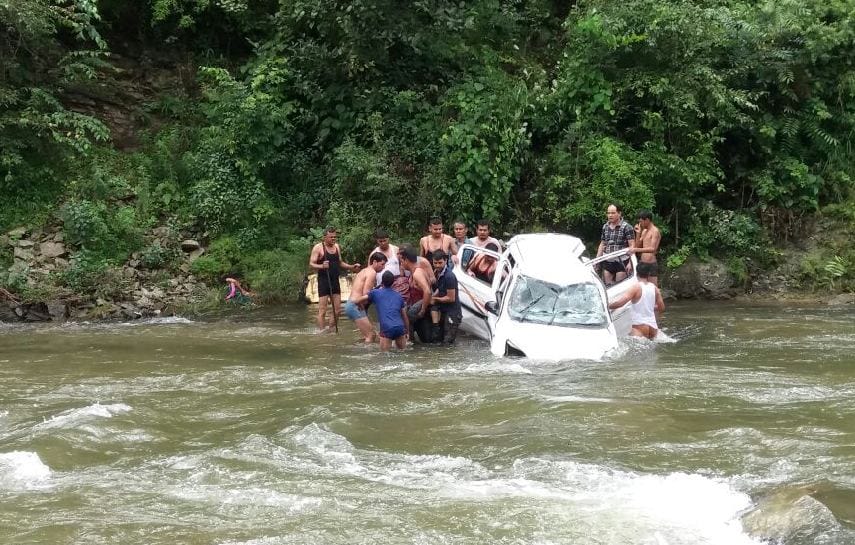 two dies during car fall in ramganga river gairsain