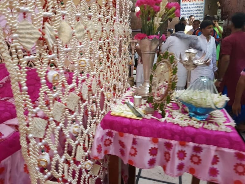 hariyali teej celebration in bankebihari temple vrindavan