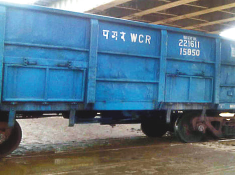 Running of trains stalled for one hour on down line