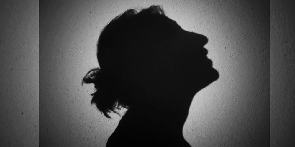 pakistani-teen-burnt-alive-by-her-mother-for-choosing-own-husband-officials
