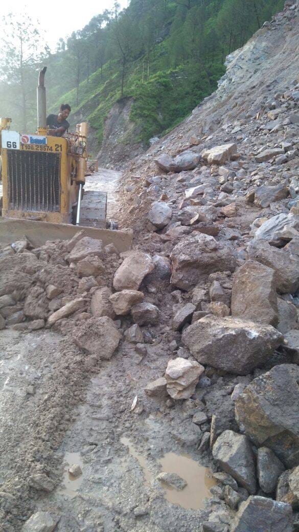 char dham yatra route become dangerous due to barsati nala