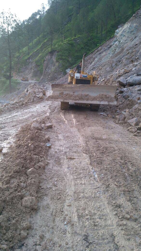 char dham yatra route become dangerous due to barsati nala