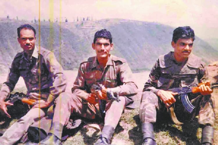  kargil diwas special story of gonda soldier vijay singh