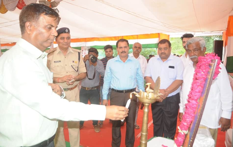 amar ujala organized veerangna samman samaroh in agra