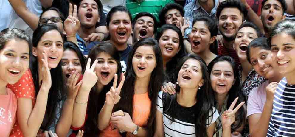 students can take admission in du 7th cutoff list released soon