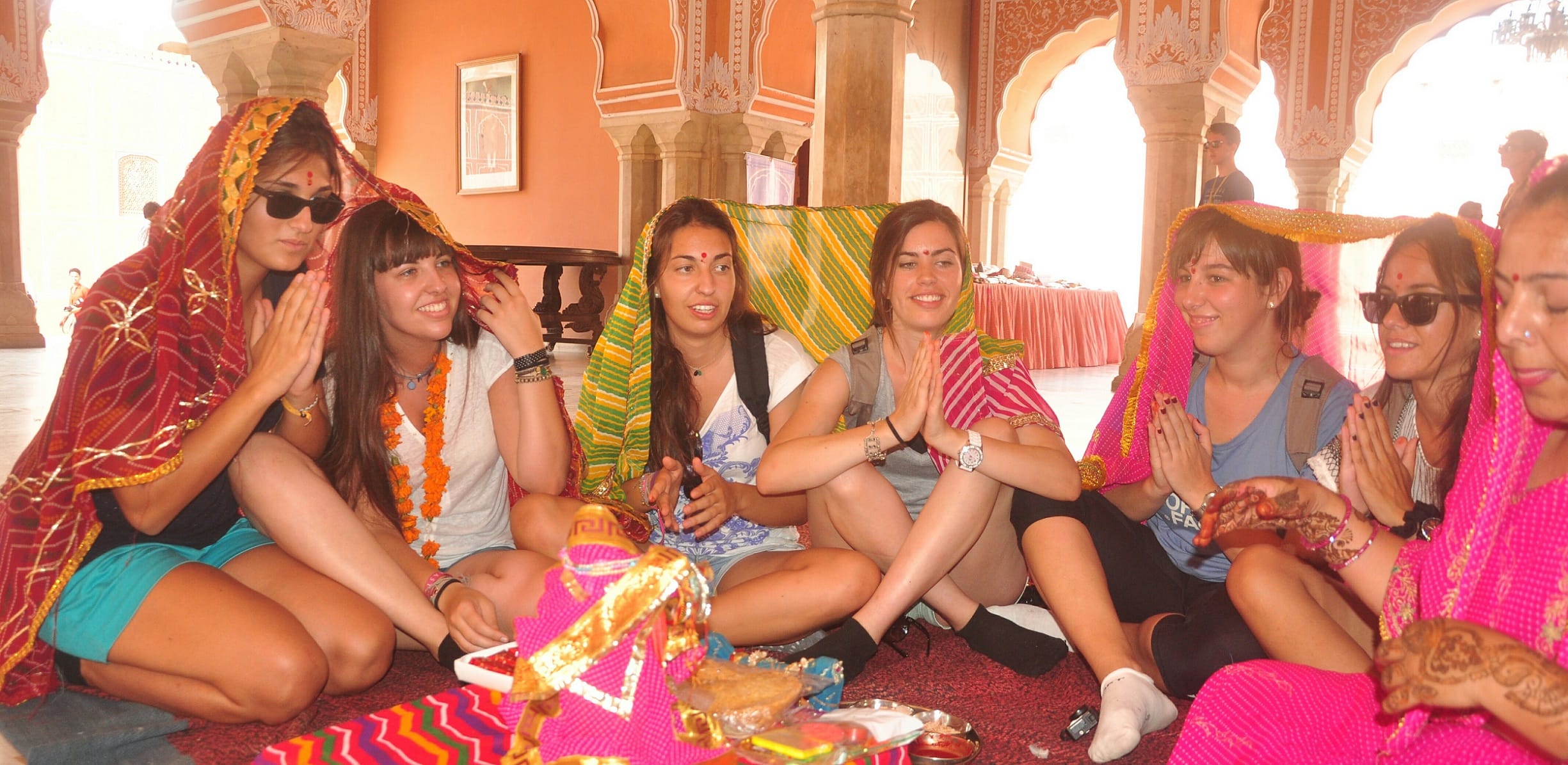 famous teej festivfal in jaipur 