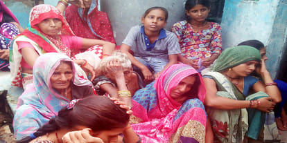 laborer hanging on at hamirpur