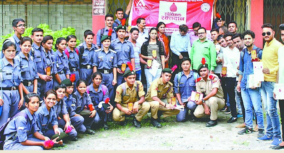 135 youths paid tribute to martyrs