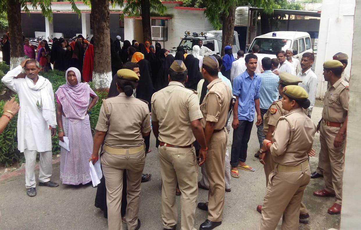 Anganwadi worker on the assault of the assailants