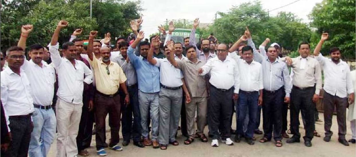 Advocates protested against Kotwali Police