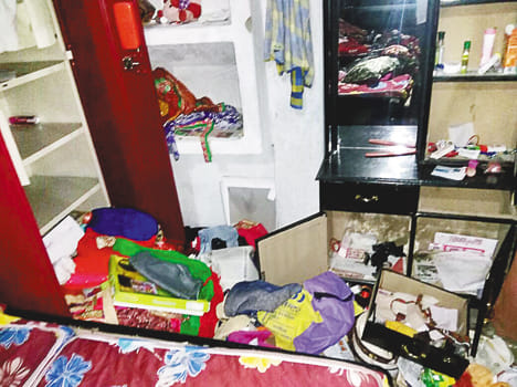 Five lakhs of dowry in three homes of Hardoi