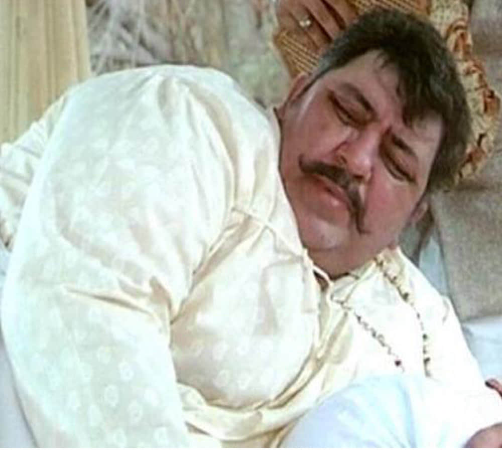 amjad khan had an accident on his way to goa amitabh bachchan signed the papers in hospital