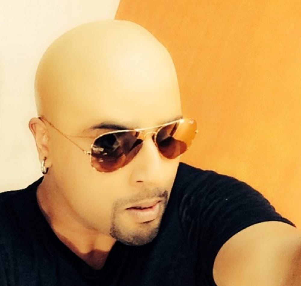  Comedian Krushna Abhishek goes BALD for The Drama Company