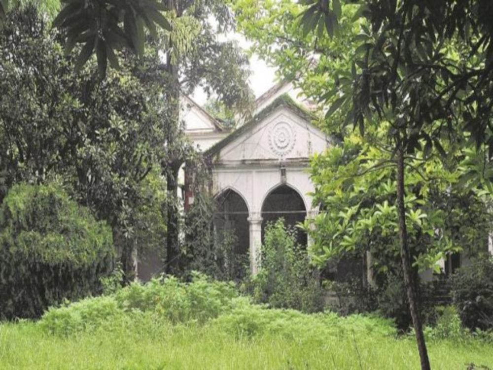 dav college Girls hostel closed for ghost fear Dehradun 