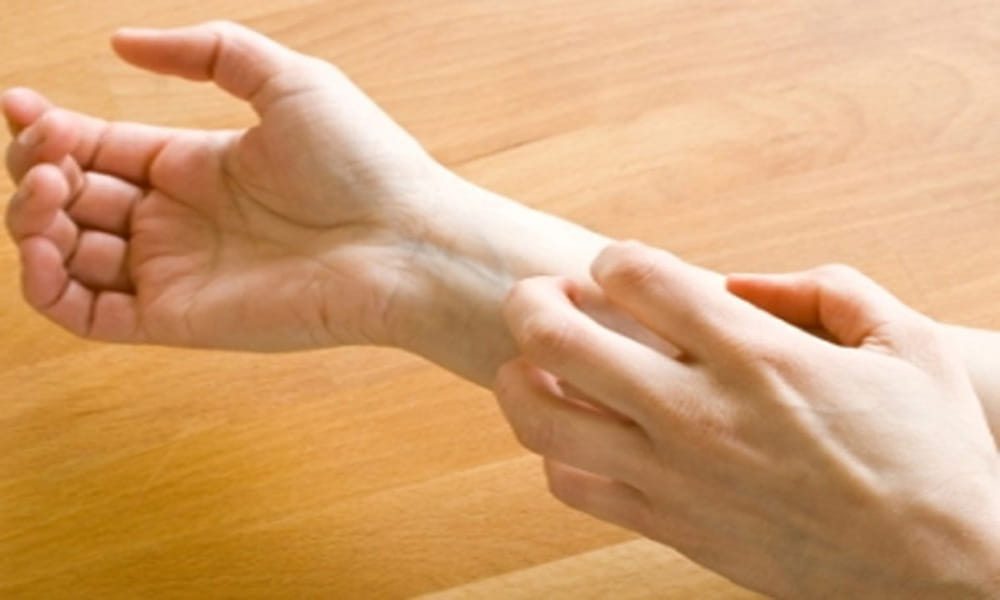 if you have itching in hand then solve your money problem