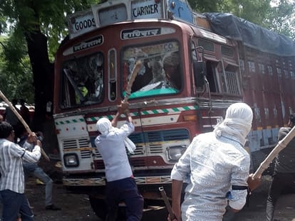 Violent Education in Gorakhpur Education Movement, Shiksha Mitra's Demolition in Vehicles