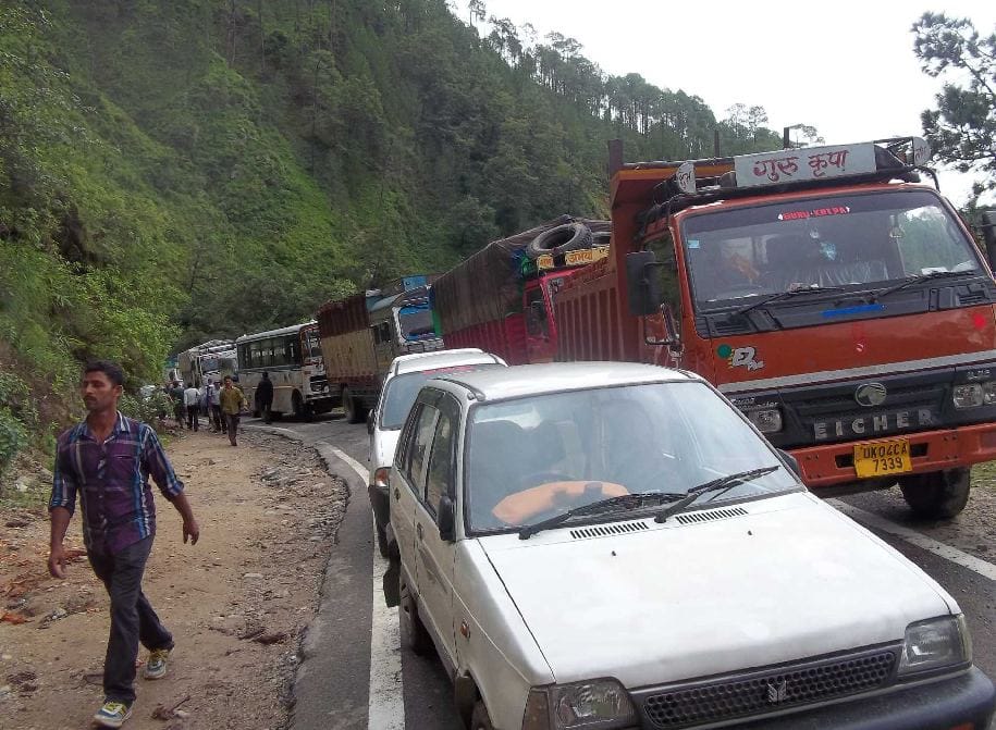 Pithoragarh National Highway open after 19 hours again blocked 