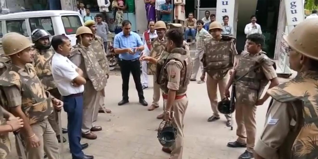 shikshamitra protest against Center and State Government at hamirpur