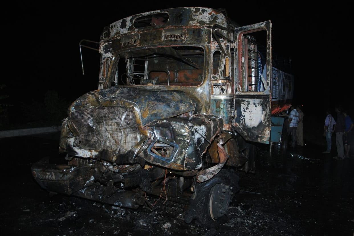 villagers in agra saved many life after accident in runkuta