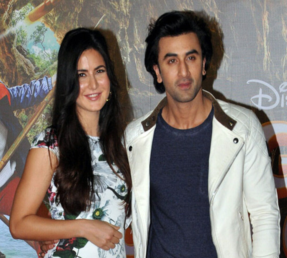 Akshay Kumar Not Happy With Ranbir Kapoor  Peeing In Public Will Gift Toilet Ek Prem Katha DVD