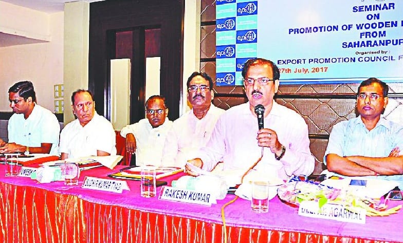 Churning on the increase of wooden handicrafts exports