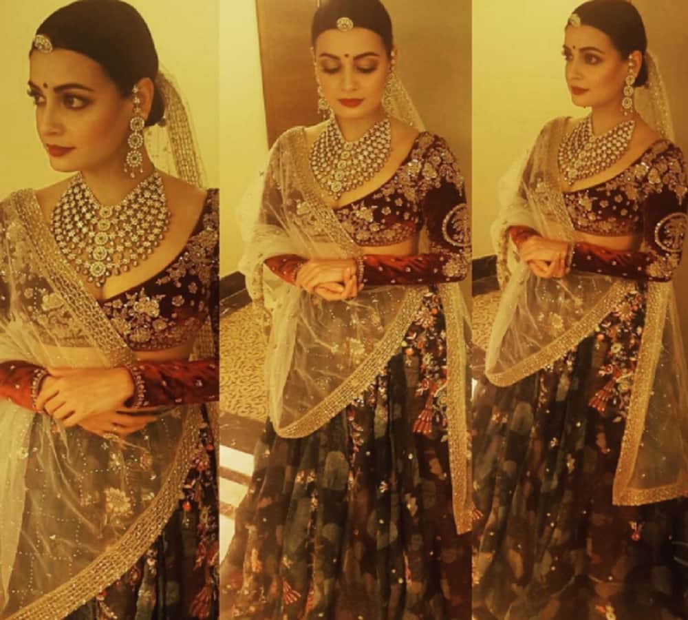 Dia Mirza walked the ramp for designer Anju Modi at ICW 2017 