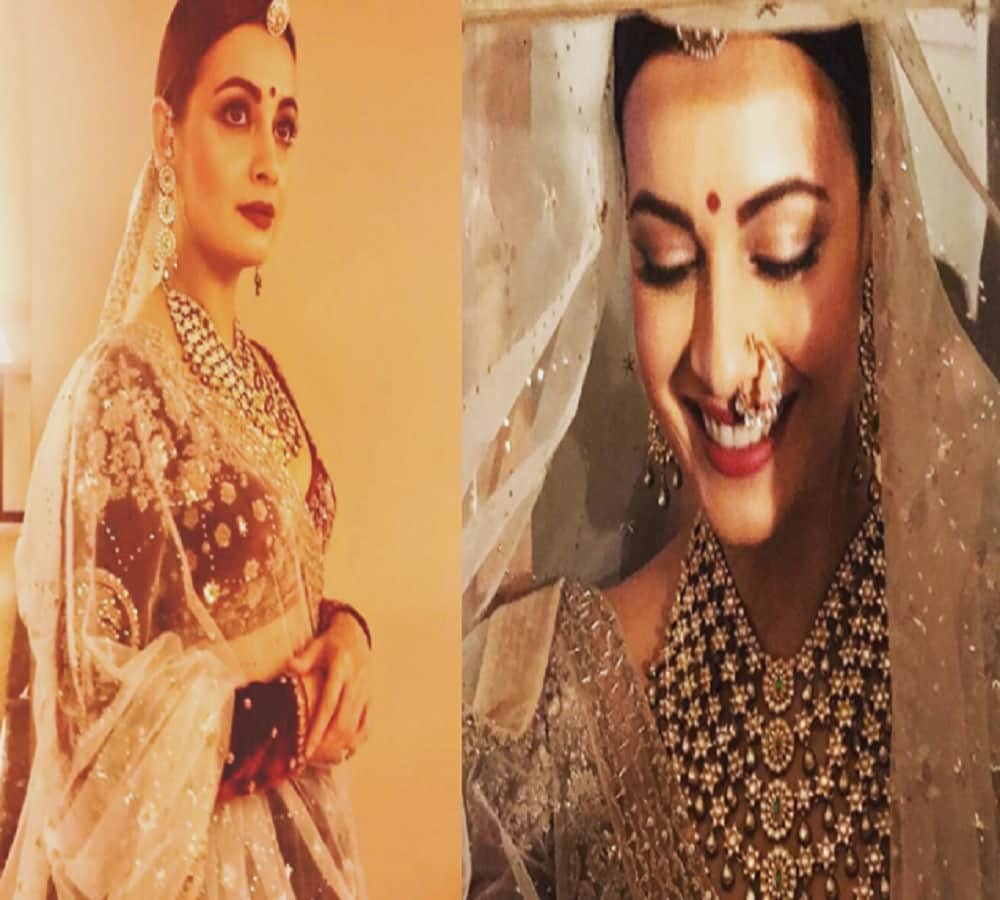 Dia Mirza walked the ramp for designer Anju Modi at ICW 2017 