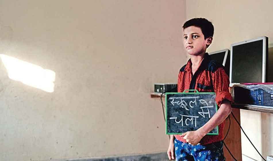 more then eleven families denide to give admission in delhi government school due to aadhaar card 