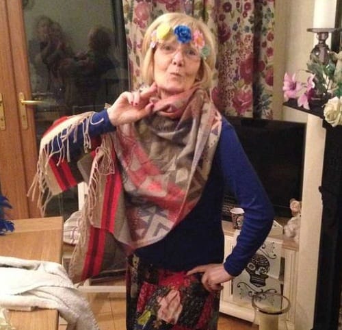 BELFAST WOMEN NOTICED GHOSTLY THING IN HER PHOTO   WITH SON