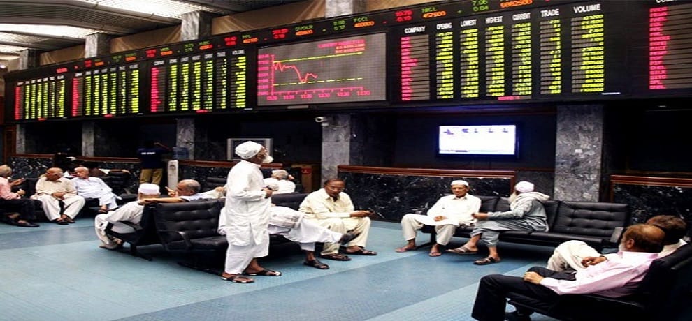 pakistan stock exchange tanks 1600 points as Pak SC disqualifies Nawaz Sharif