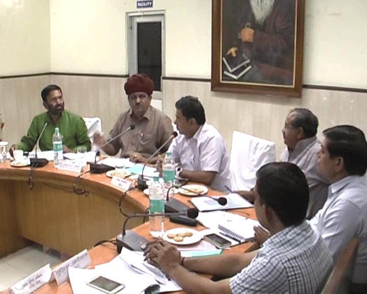 MLAs tell trouble to the minister