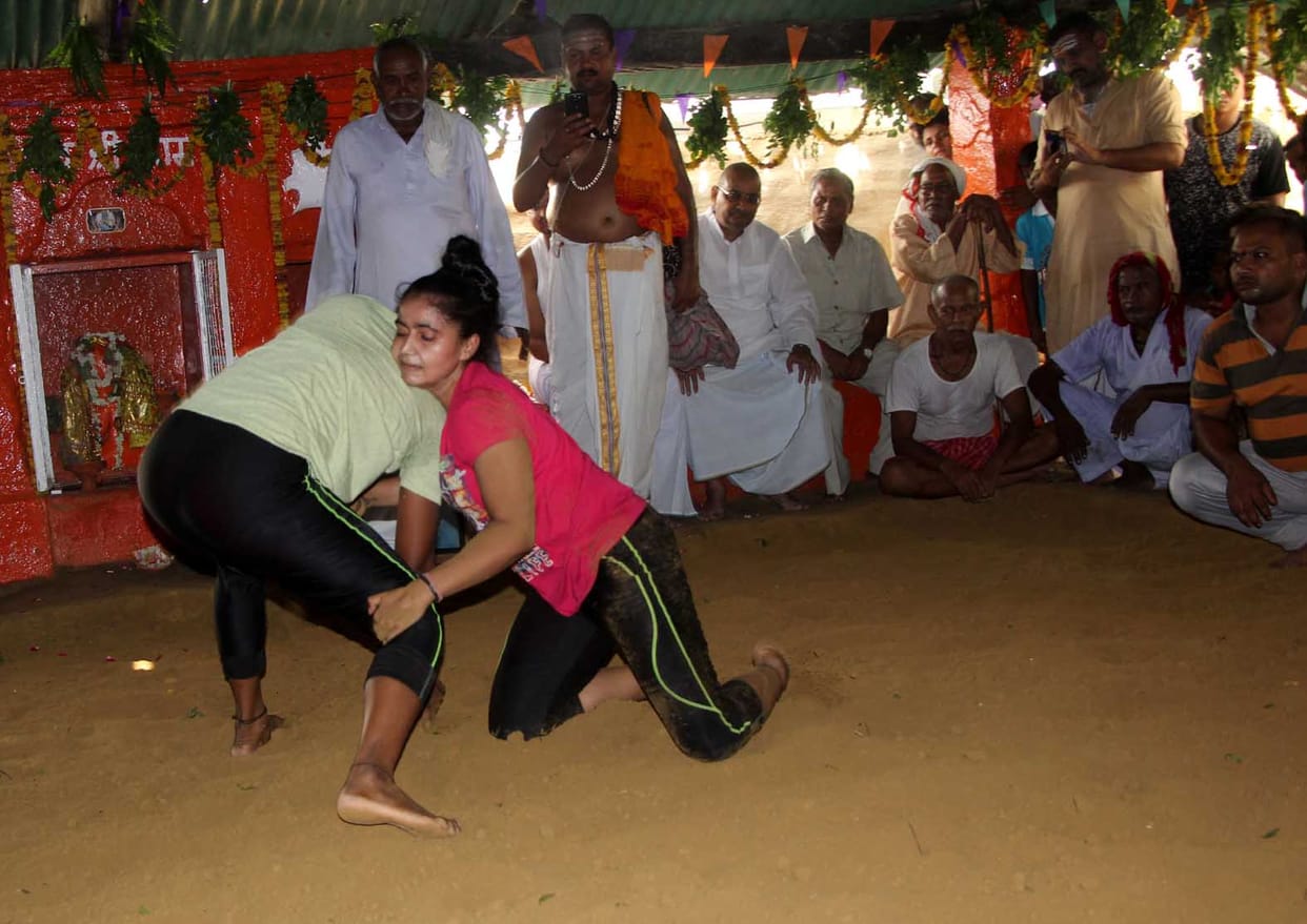 women wrestler will see in ring varanasi