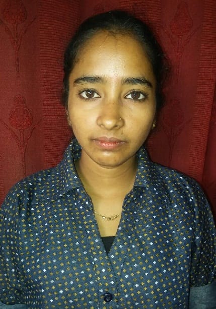 बाइक सवार बदमाशों ने छात्रा का मोबाइल लूटा