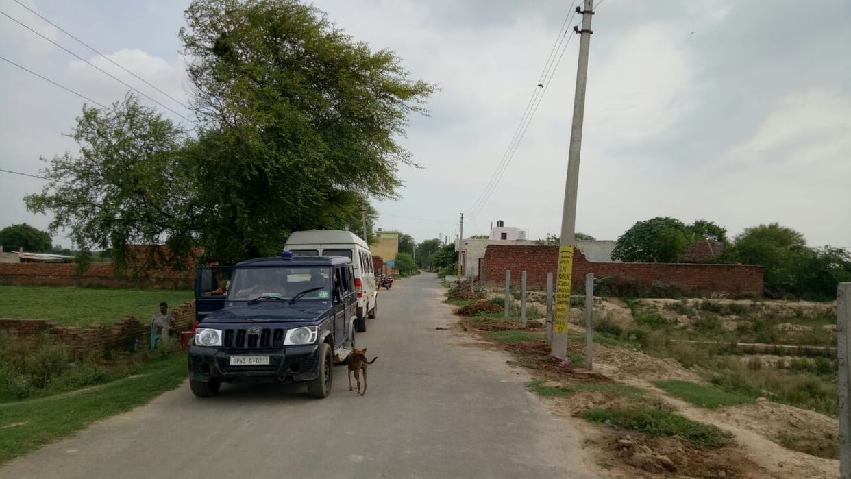 police and provincial armed constabulary deployed in jaupura village of agra