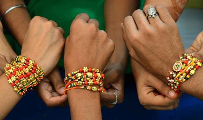 rakshabandhan 2017, auspicious time to tie rakhi, timings of moon eclipse
